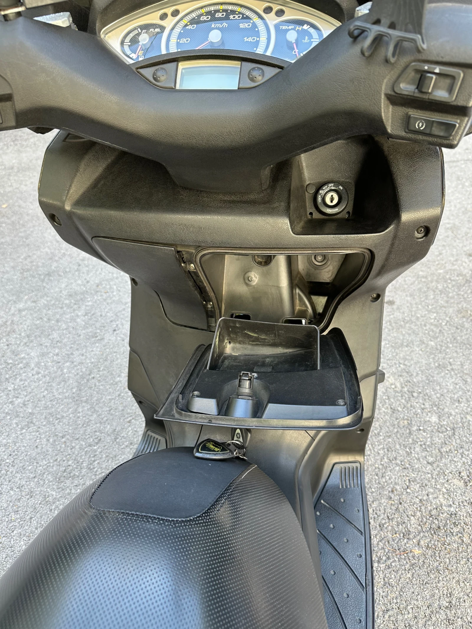 Yamaha X-max 250 I, снимка 8 - Мотоциклети и мототехника - 54258729