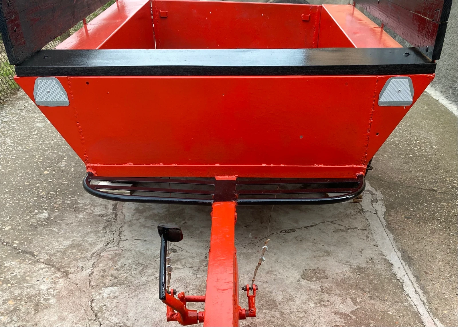 За автомобил Agados Заводско