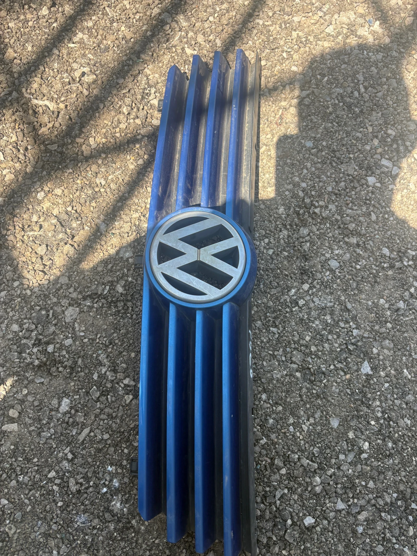 Решетка за VW POLO 2001год., снимка 2 - Части - 55843513