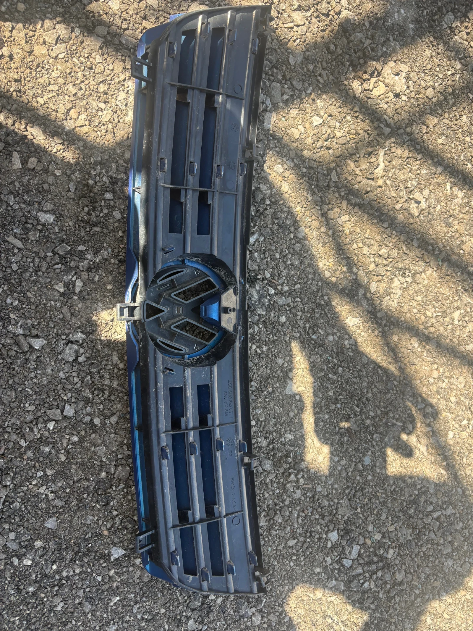 Решетка за VW POLO 2001год., снимка 3 - Части - 55843513
