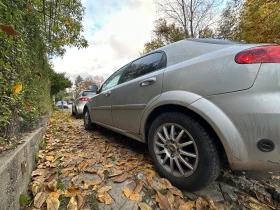 Обява за продажба на Chevrolet Lacetti 1.6/110к.с. Бензин-Газ Автоматик ~4 499 лв. - изображение 5 | Auto.bg Обява за продажба на Chevrolet Lacetti 1.6/110к.с. Бензин-Газ Автоматик ~4 499 лв. - изображение 5