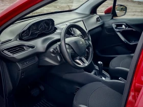 Peugeot 208 1.2I(82)* АВТОМАТИК* FACELIFT* НОВ ВНОС*  - 5250 € / 10268.11 лв. - 80697495 8
