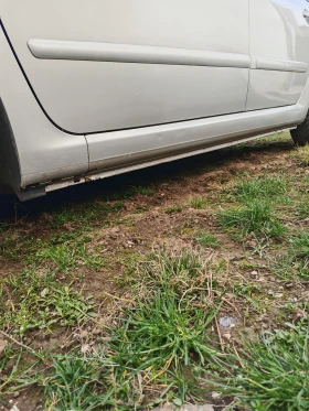 Peugeot 307 - 1299 € / 2540.62 лв. - 52152794 4