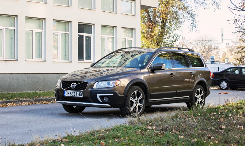 Volvo Xc70 D4 2WD, снимка 1 - Автомобили и джипове - 47954324