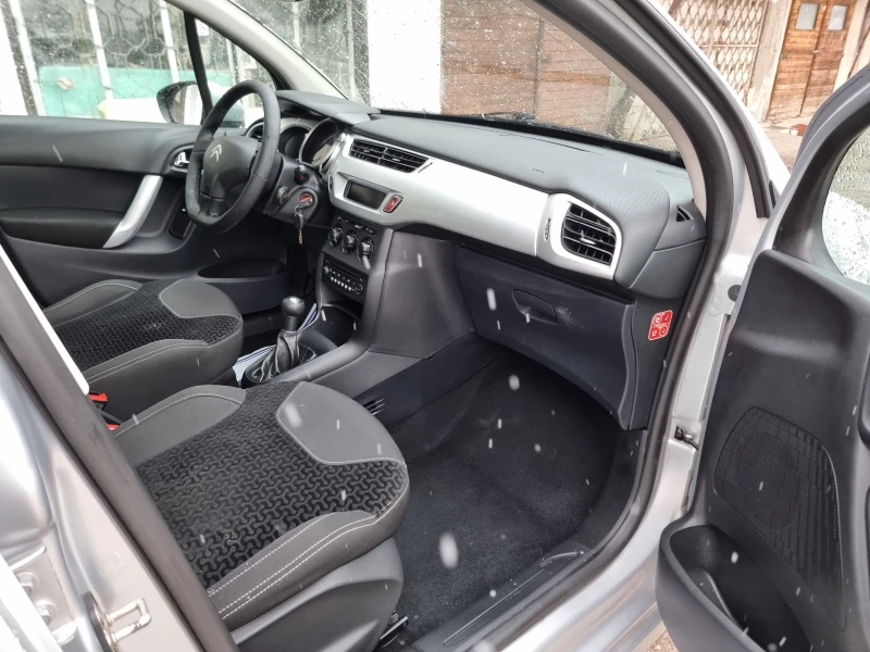 Citroen C3 1.1i* EVRO-5A* , снимка 12 - Автомобили и джипове - 48691949