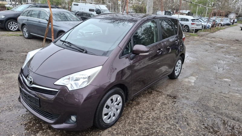 Toyota Verso S 6-Скорости, снимка 2 - Автомобили и джипове - 49750989