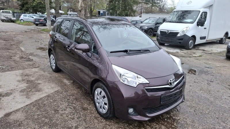 Toyota Verso S 6-Скорости, снимка 8 - Автомобили и джипове - 49750989