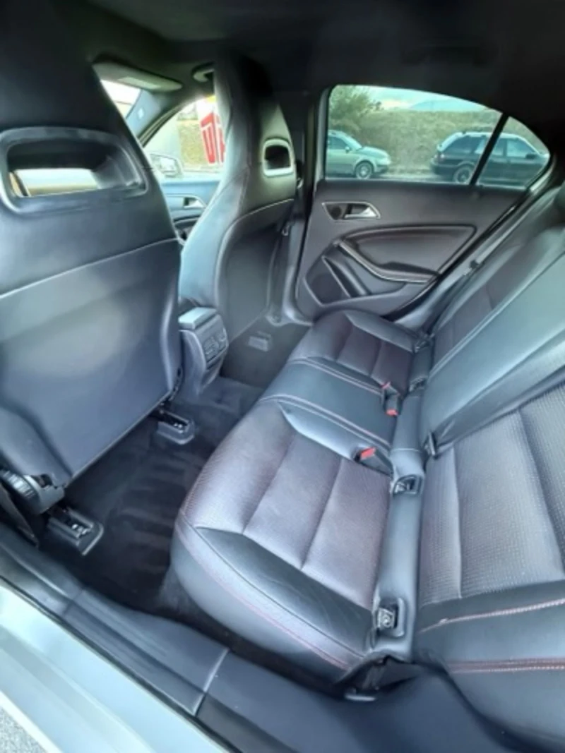 Mercedes-Benz A 220, снимка 13 - Автомобили и джипове - 52296990