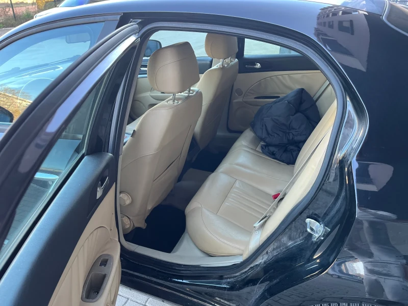 Alfa Romeo 159 2.4JTDm Q-Tronic, снимка 5 - Автомобили и джипове - 52734703