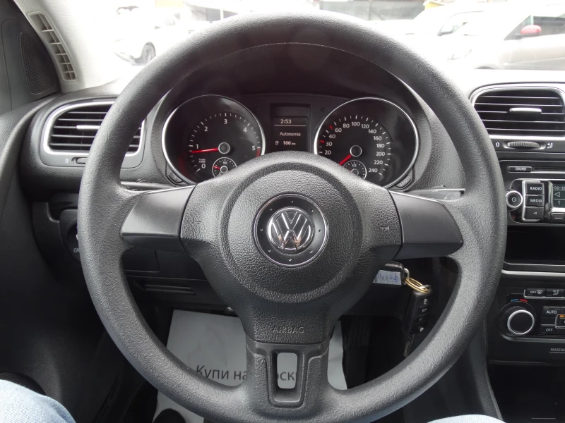 VW Golf 1.6 TDI EURO5B, снимка 14 - Автомобили и джипове - 53416253