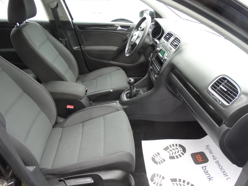 VW Golf 1.6 TDI EURO5B, снимка 12 - Автомобили и джипове - 53416253