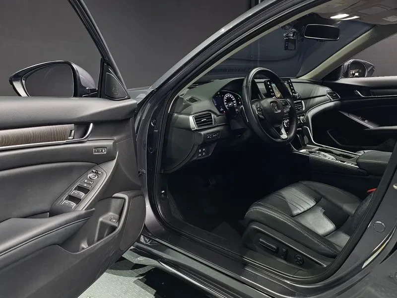 Honda Accord 10Th Generation 2.0 Hybrid Touring, снимка 10 - Автомобили и джипове - 55044894