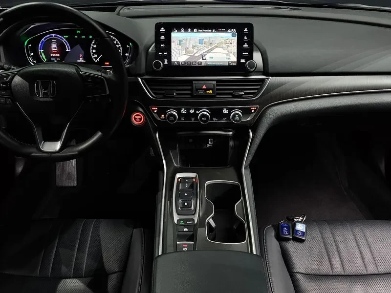 Honda Accord 10Th Generation 2.0 Hybrid Touring, снимка 7 - Автомобили и джипове - 55044894
