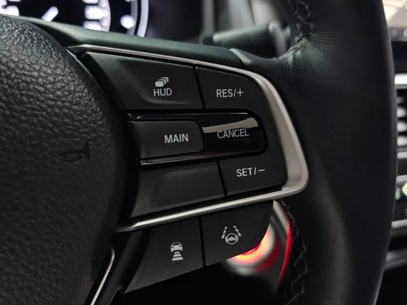 Honda Accord 10Th Generation 2.0 Hybrid Touring, снимка 17 - Автомобили и джипове - 55044894