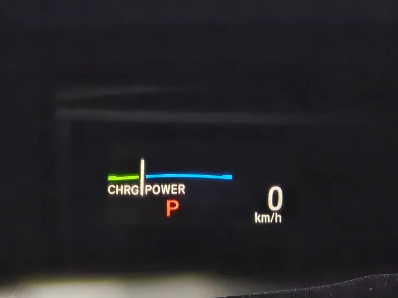 Honda Accord 10Th Generation 2.0 Hybrid Touring, снимка 15 - Автомобили и джипове - 55044894
