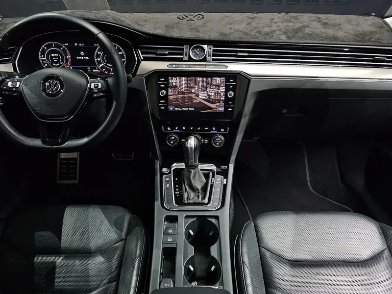 VW Arteon 2.0 Tdi Prestige, снимка 7 - Автомобили и джипове - 56224364