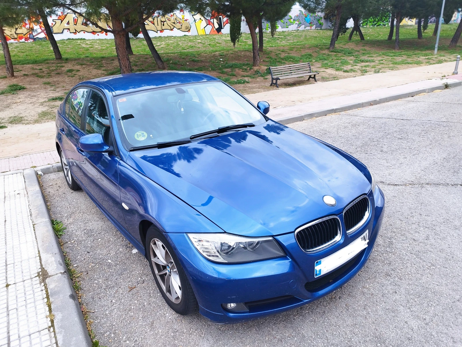 BMW 320, снимка 1