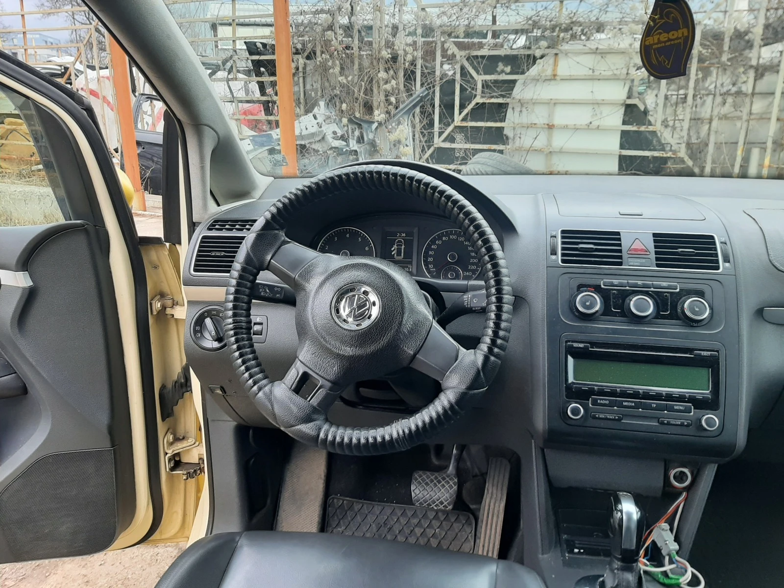 VW Touran 1.4TFSI ben/metan | Mobile.bg   12