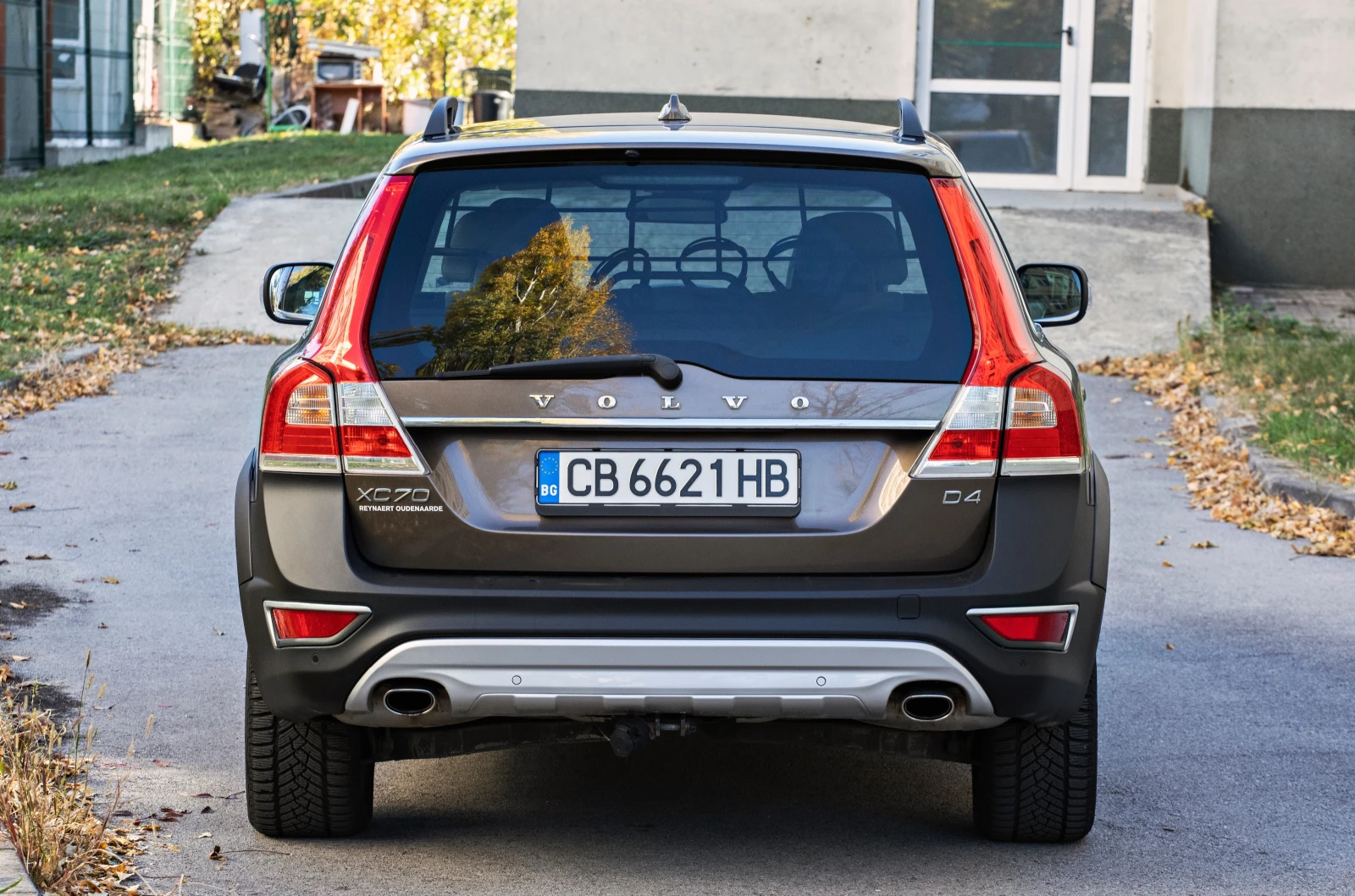 Volvo Xc70 D4 2WD - изображение 2