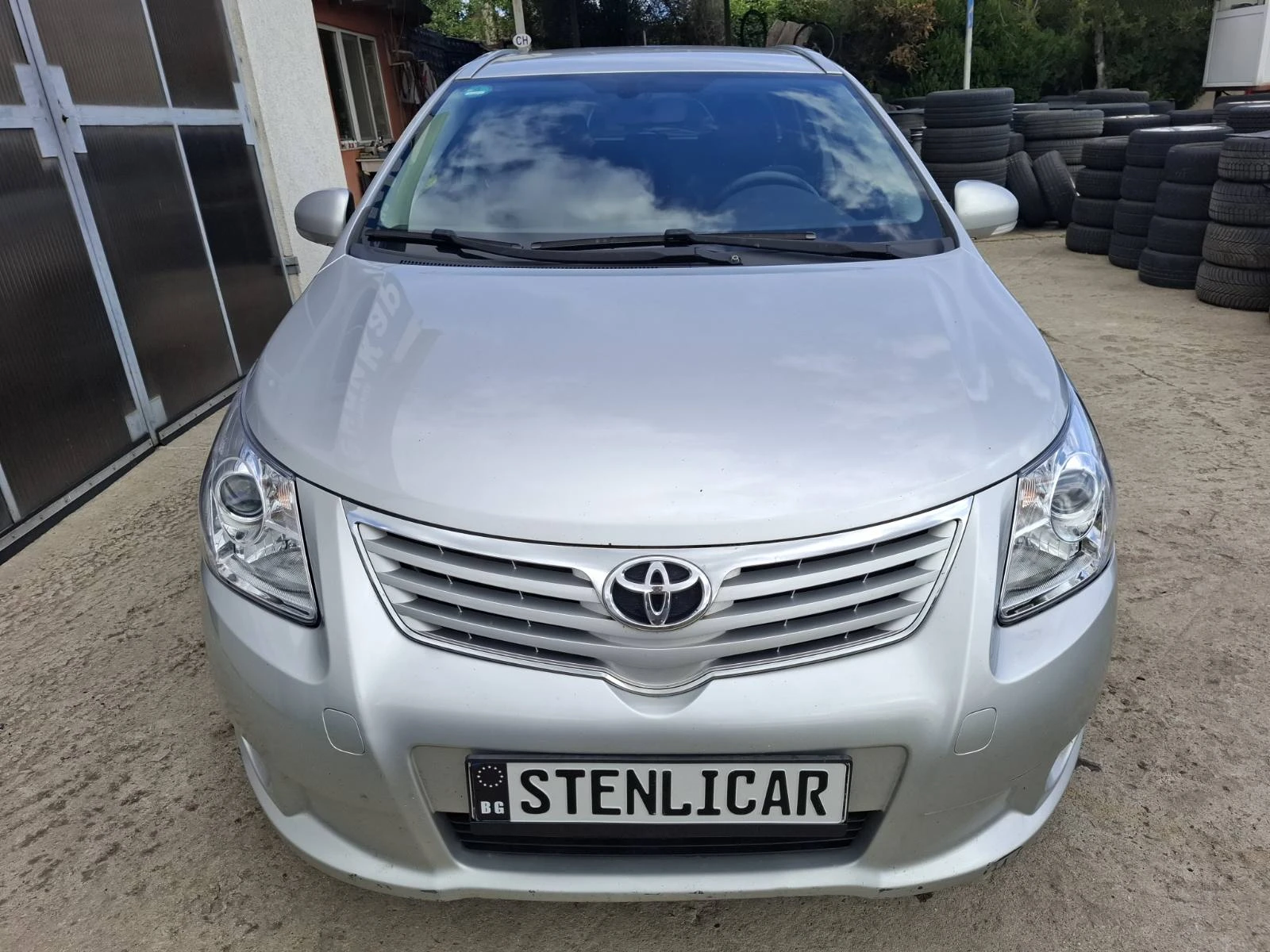 Toyota Avensis 2.2D-CAT AВТОМАТИК - изображение 4
