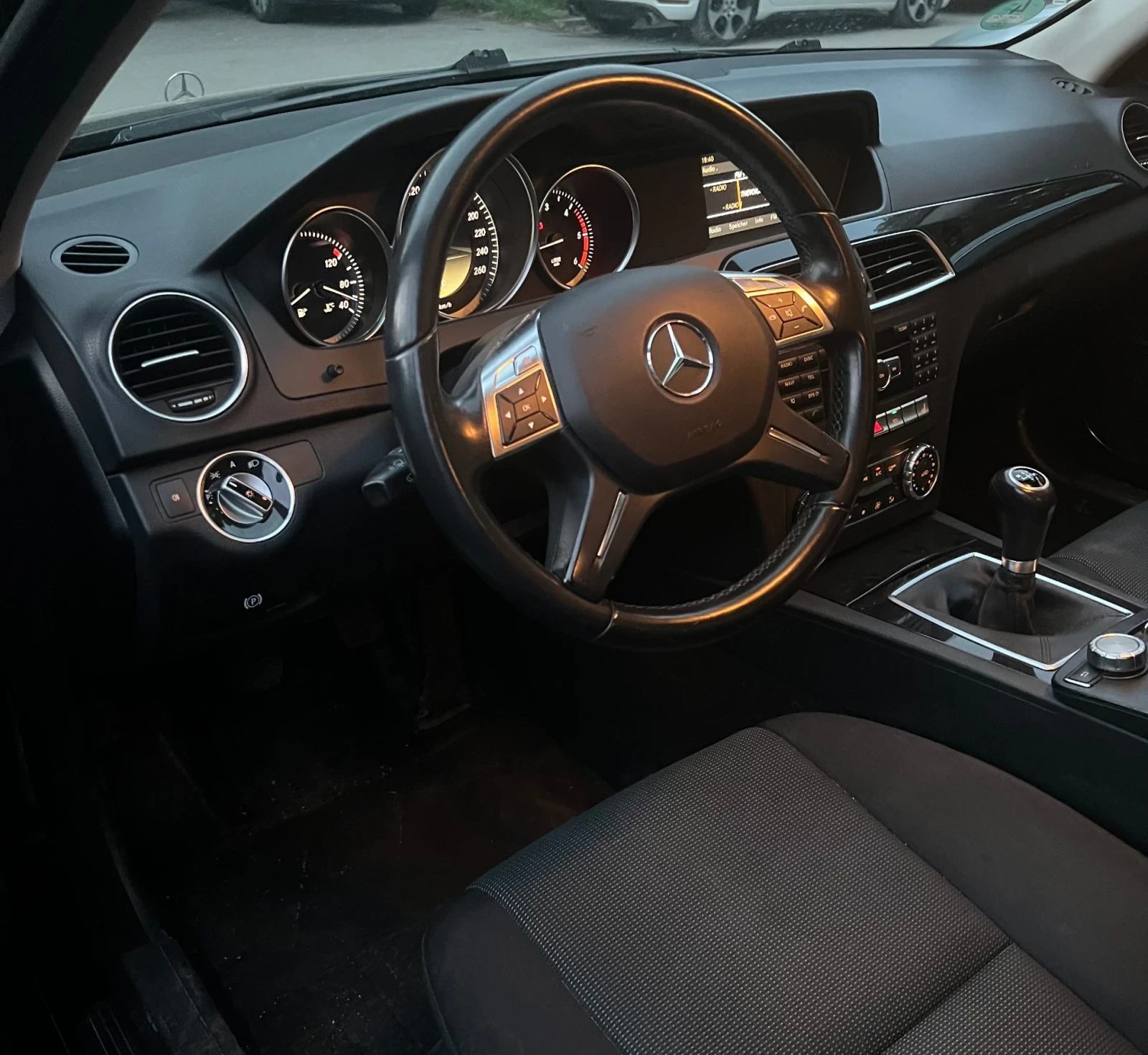 Mercedes-Benz C 250  - изображение 7