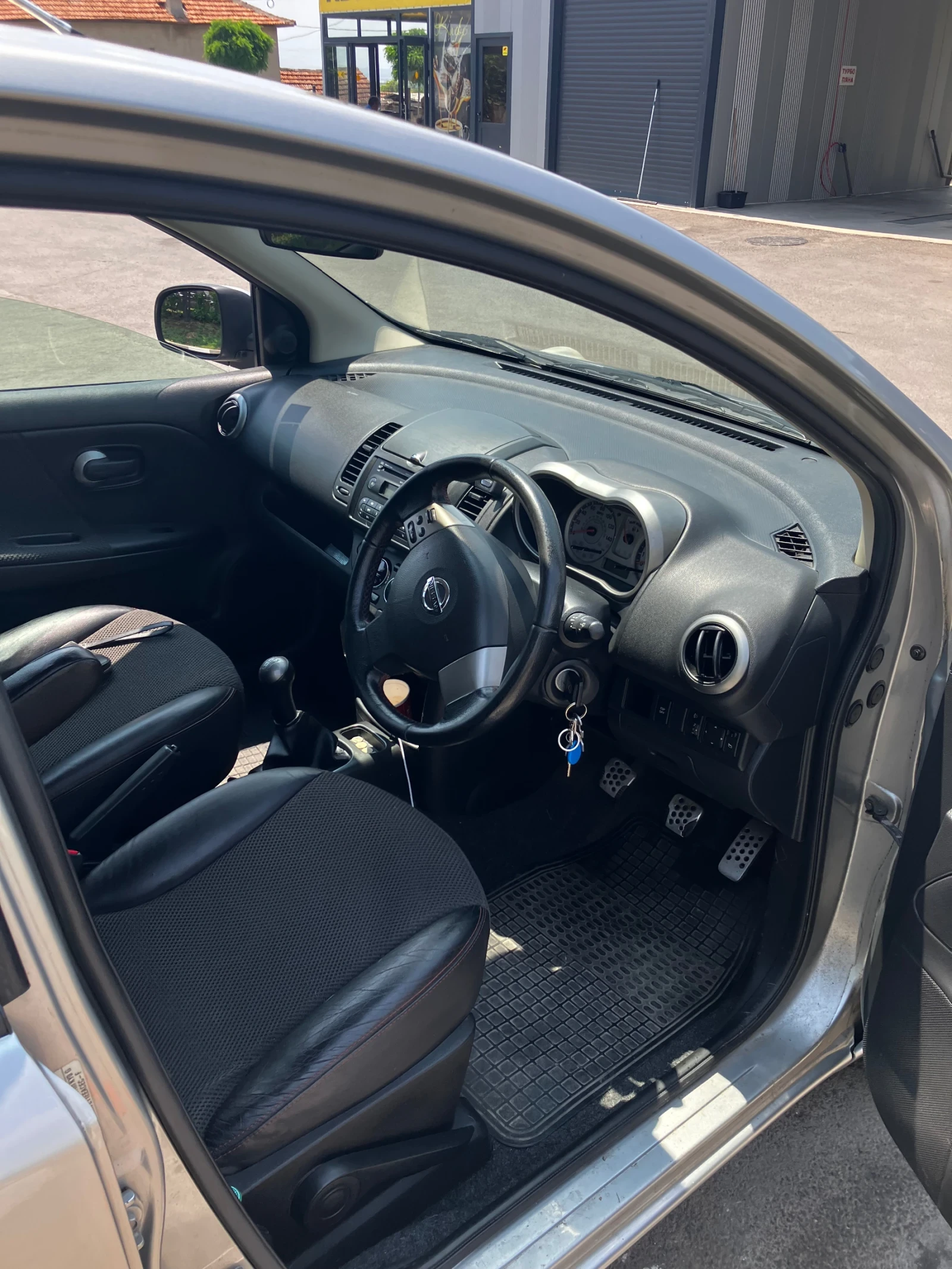 Nissan Note 1.6i 16v s.v.e - изображение 5