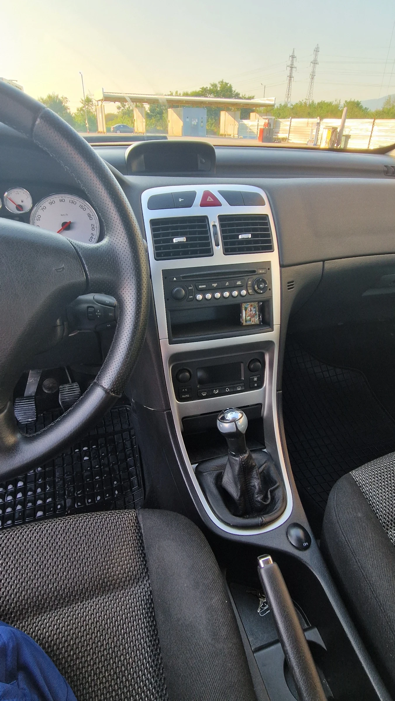 Peugeot 307 SW 1.6 HDI 109KC - изображение 6