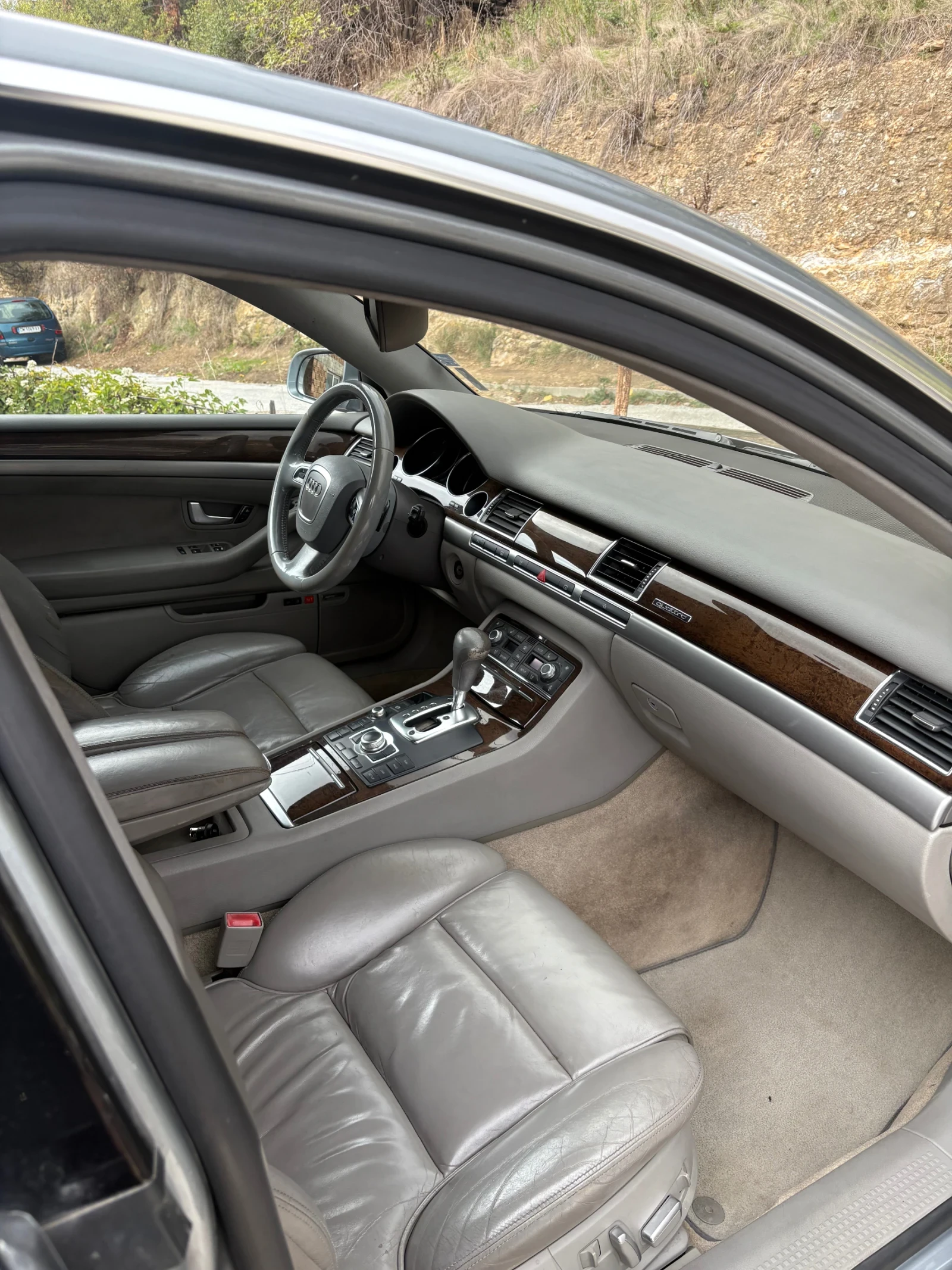 Audi A8  - изображение 6