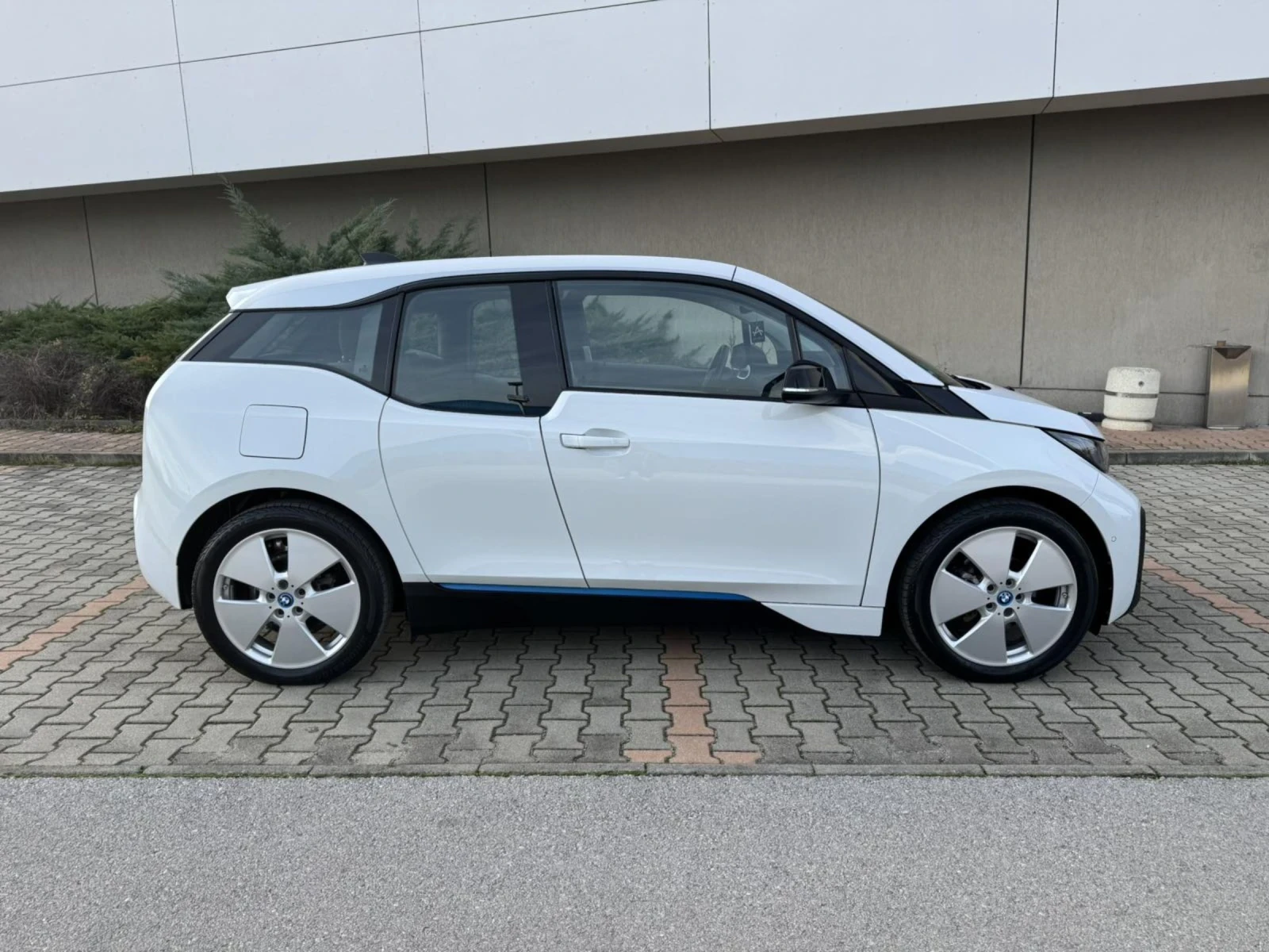 BMW i3 120Ah  - изображение 5