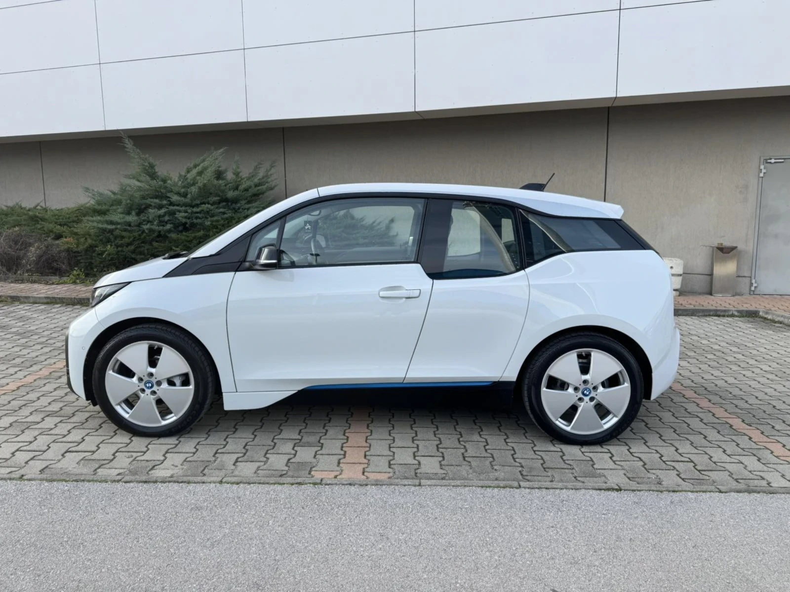 BMW i3 120Ah  - изображение 4