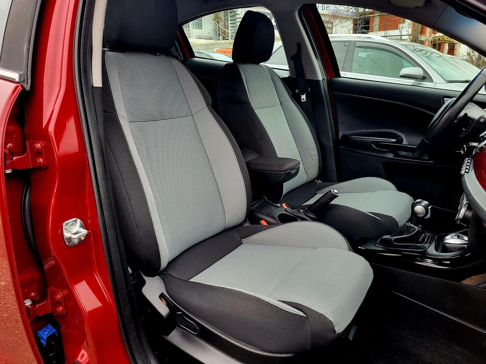 Alfa Romeo Giulietta 1.4 TURBO / 170к.с. / ТОП СЪСТОЯНИЕ  - изображение 10