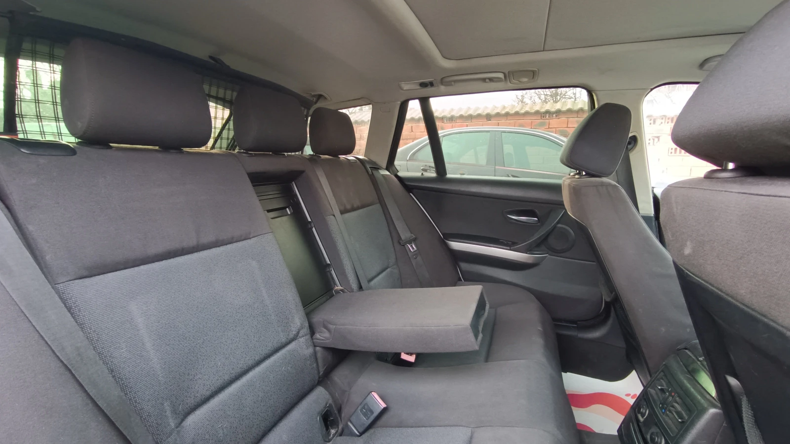 BMW 320 320d!!Панорама!!Нави!!Автомат!! - изображение 10