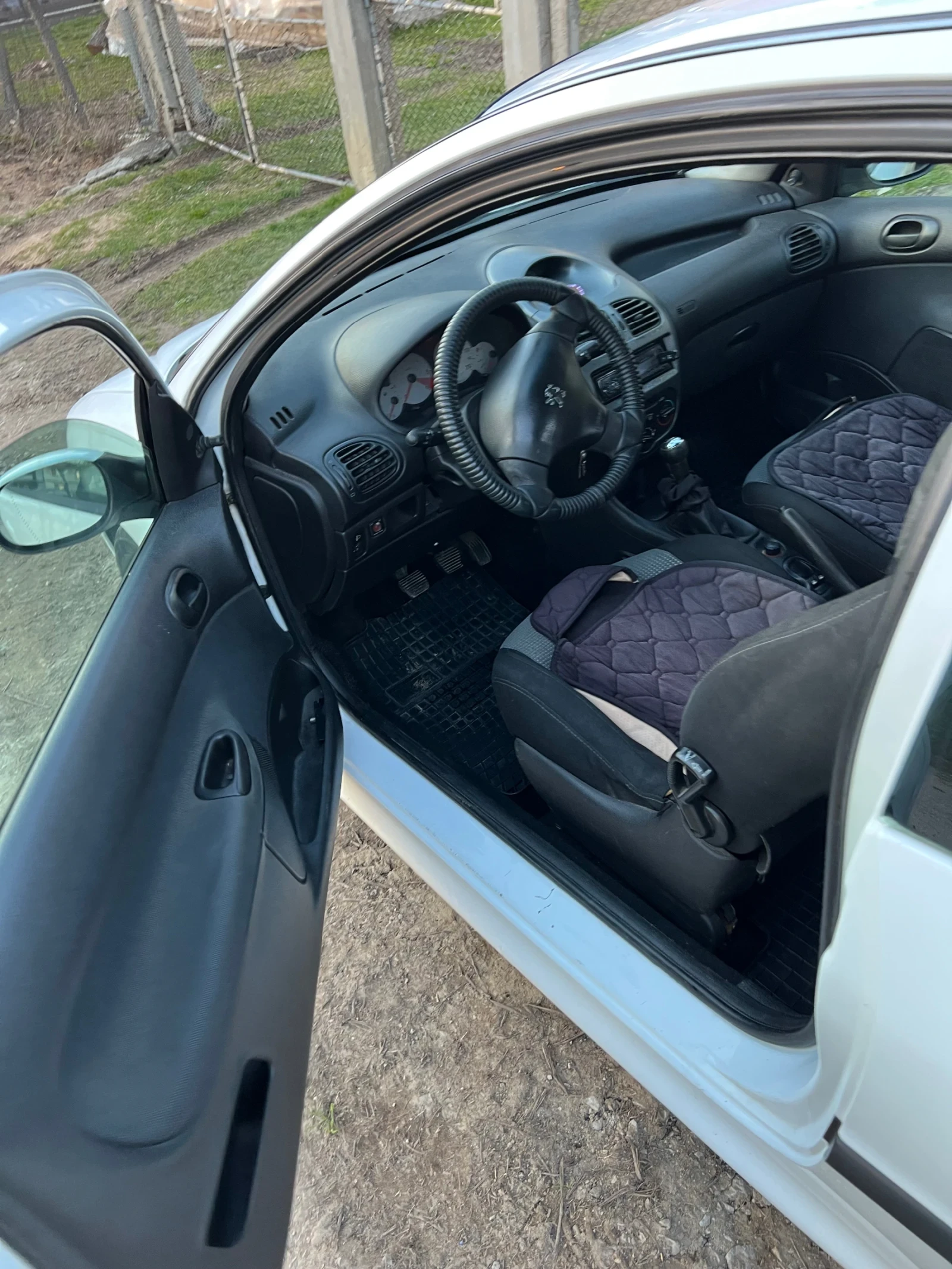 Peugeot 206 1.4hdi, снимка 5 - Автомобили и джипове - 53950568