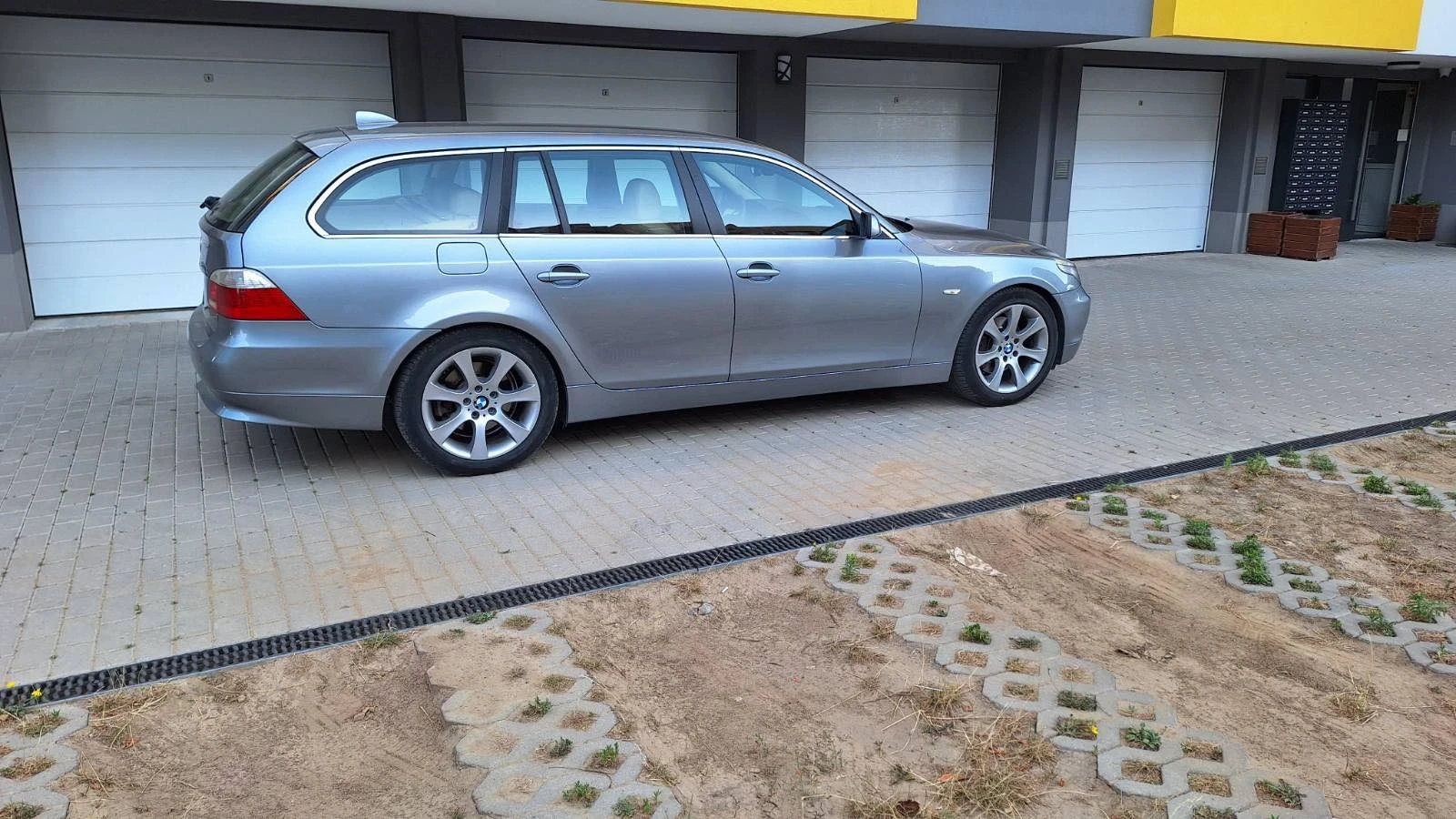 BMW 530 231 k.c. xdrive, снимка 3 - Автомобили и джипове - 54252538