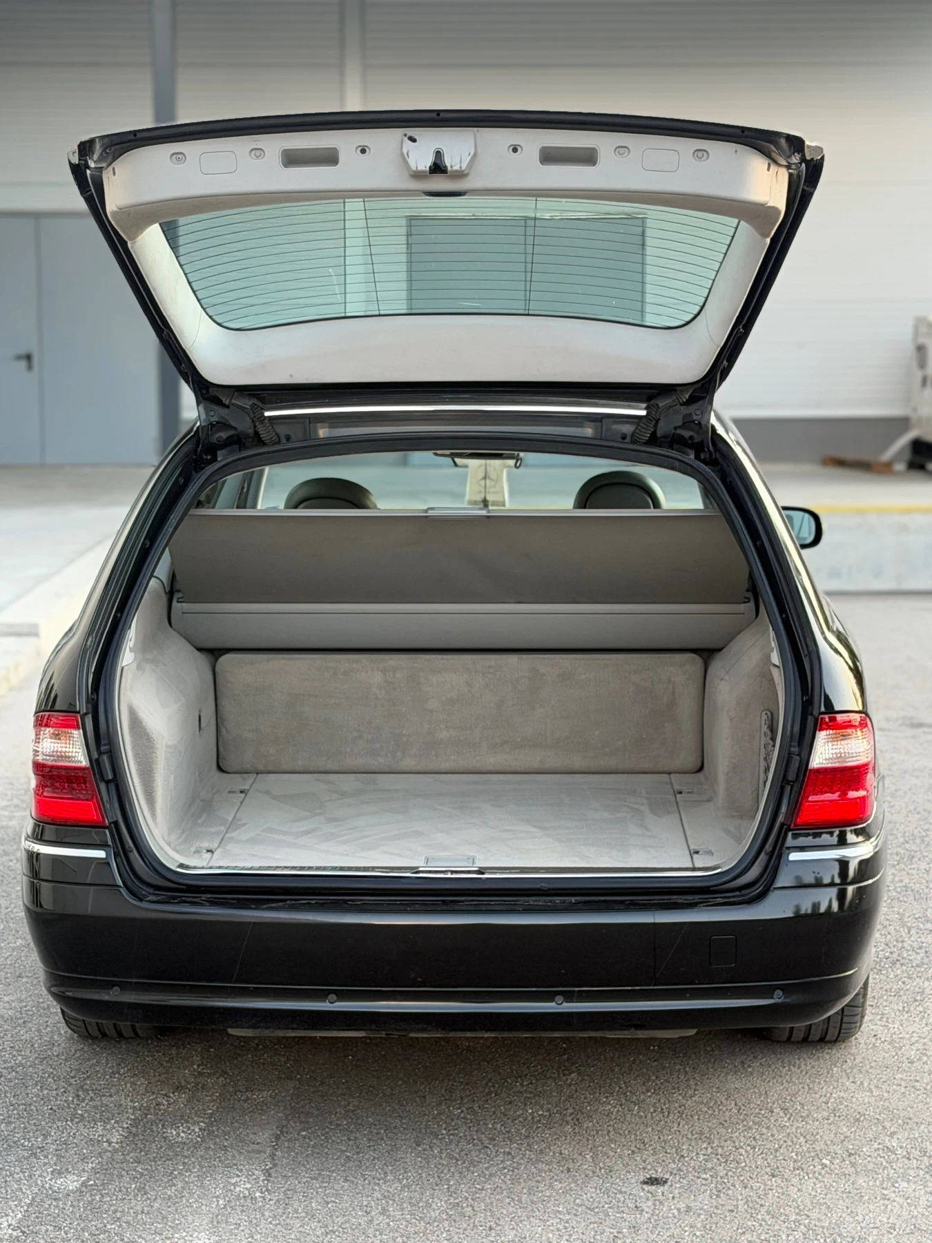 Mercedes-Benz E 280 Koja/Navi/parktronic/tempomat/xenon, снимка 11 - Автомобили и джипове - 54663096