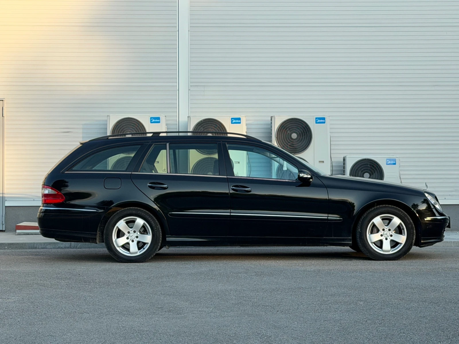 Mercedes-Benz E 280 Koja/Navi/parktronic/tempomat/xenon, снимка 6 - Автомобили и джипове - 54663096