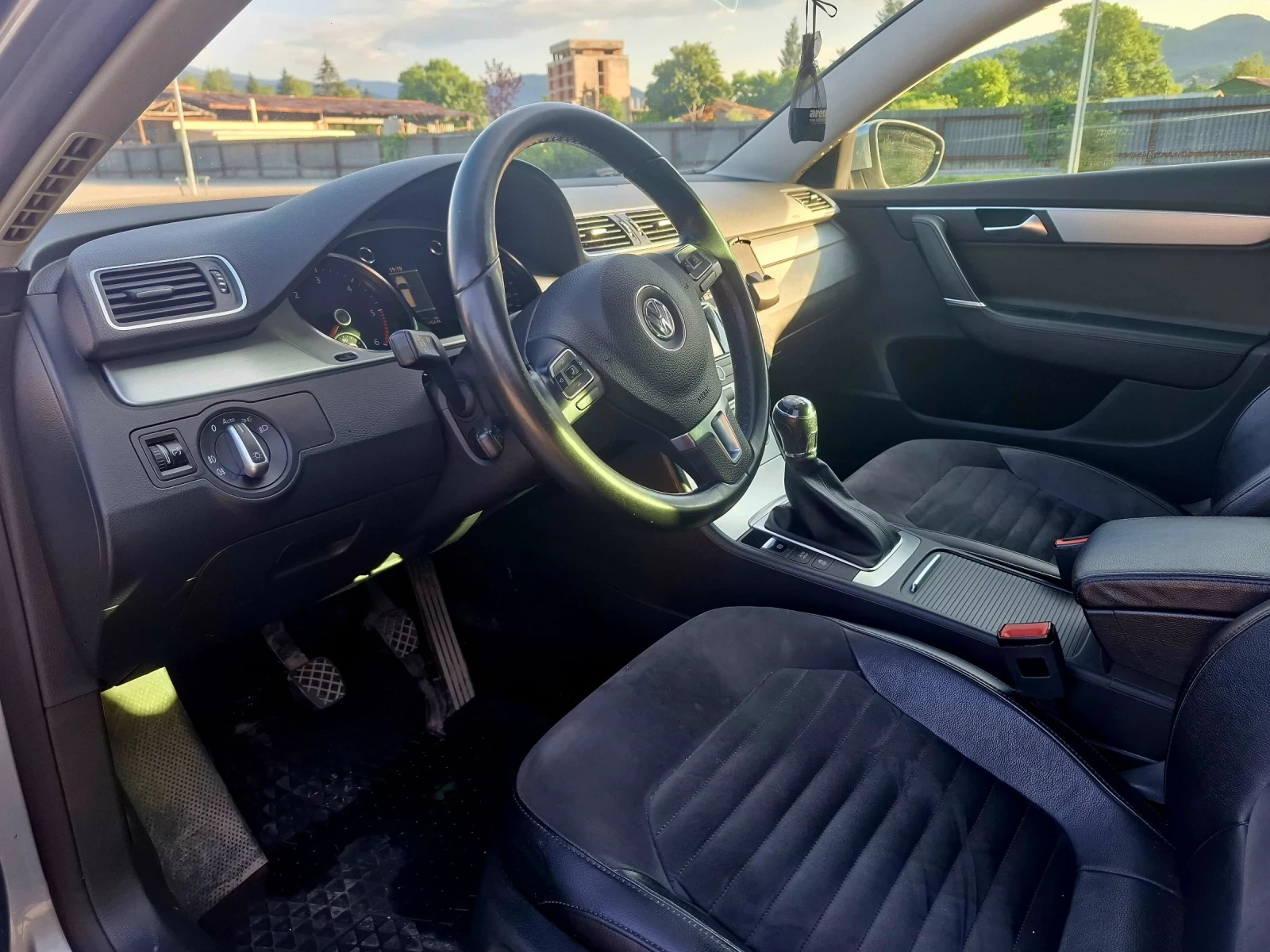 VW Passat, снимка 9 - Автомобили и джипове - 55039220