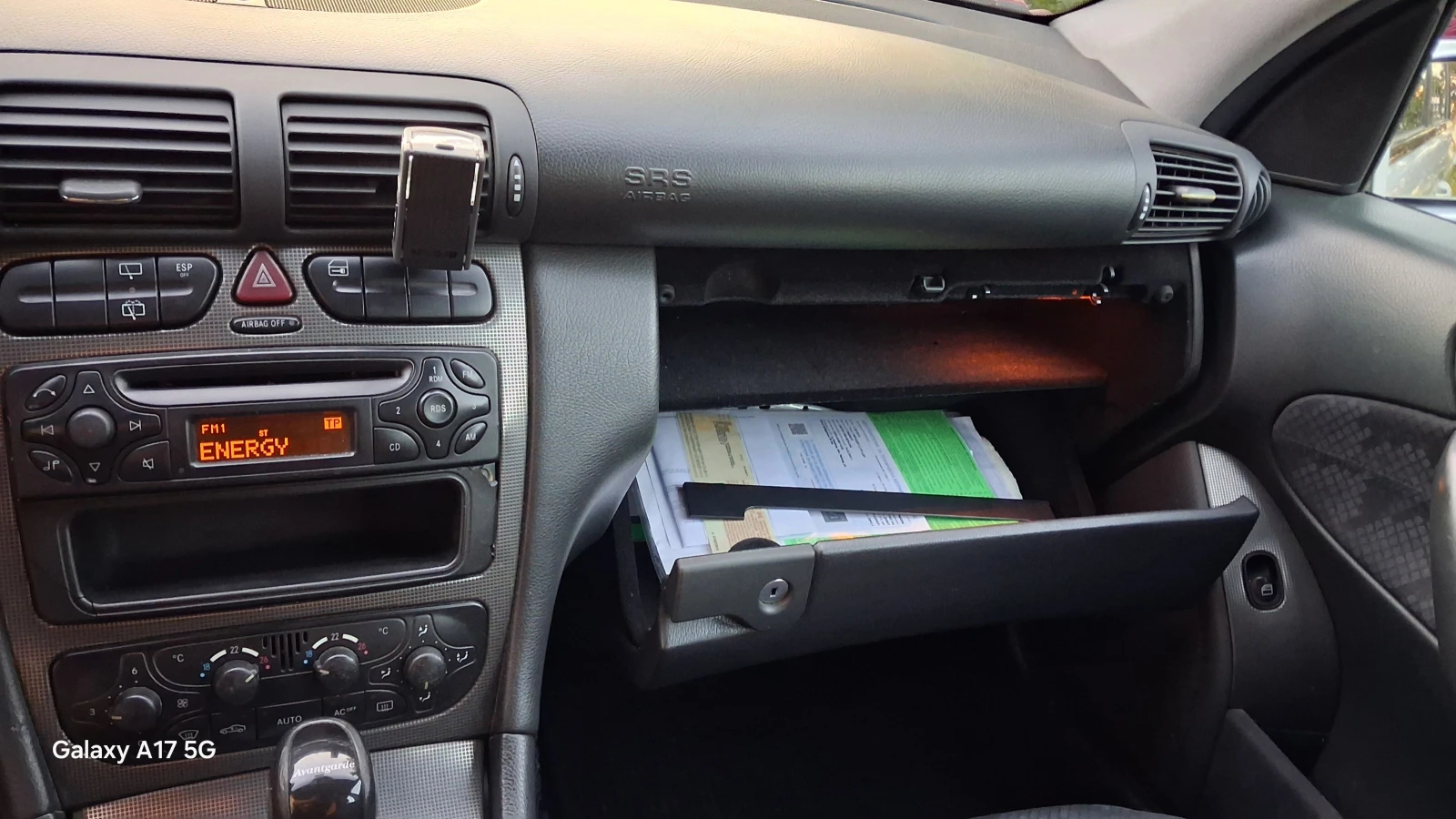 Mercedes-Benz 220, снимка 15 - Автомобили и джипове - 55166481