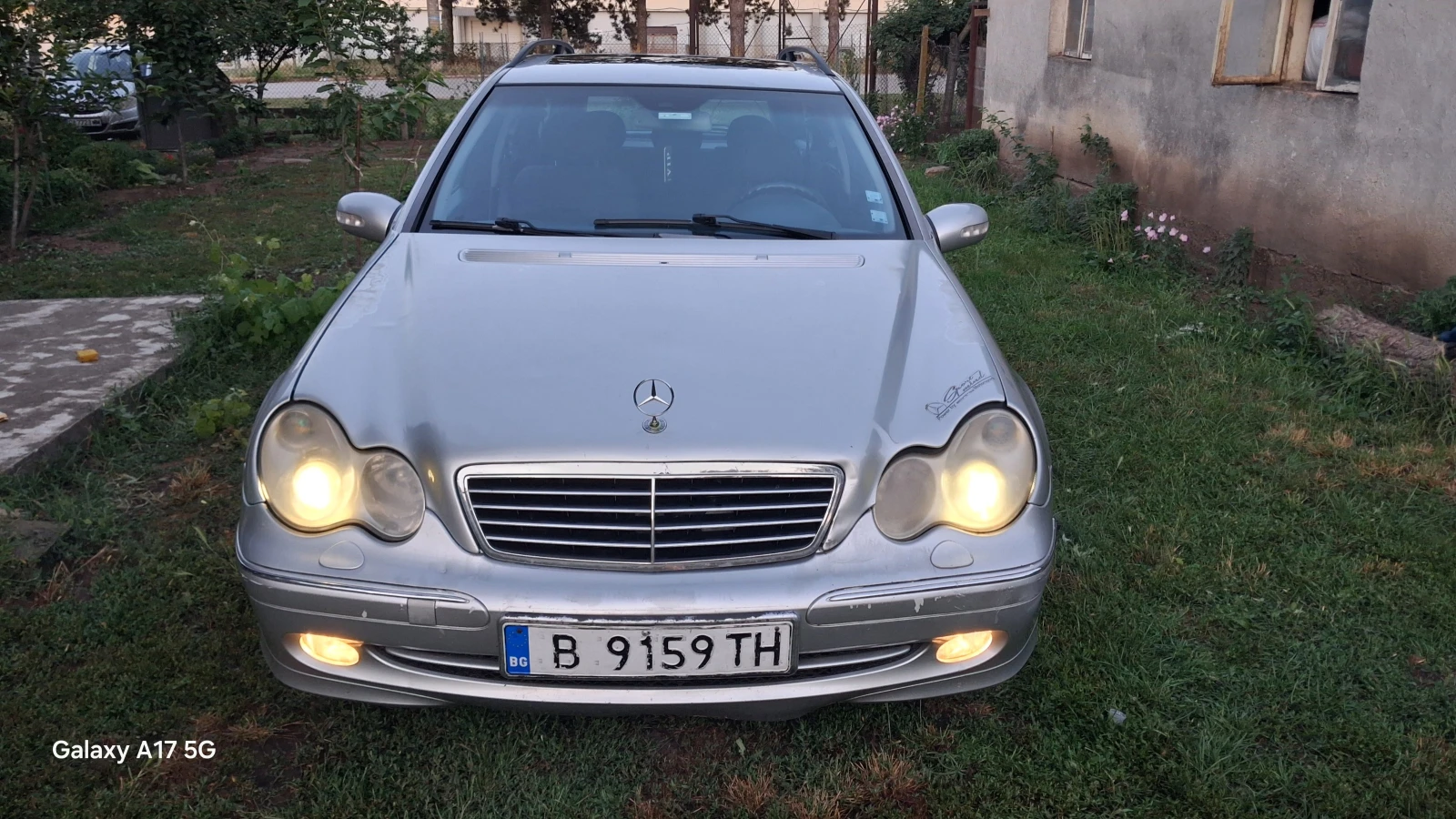 Mercedes-Benz 220