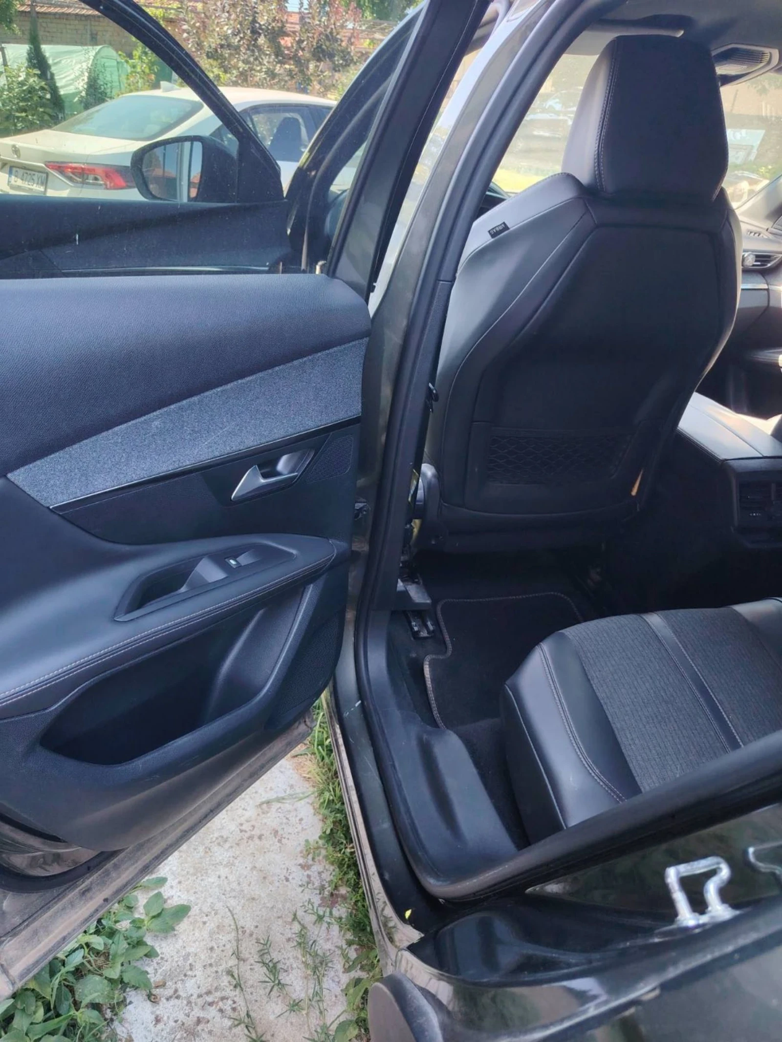 Peugeot 3008 GT LinE, снимка 14 - Автомобили и джипове - 55468010