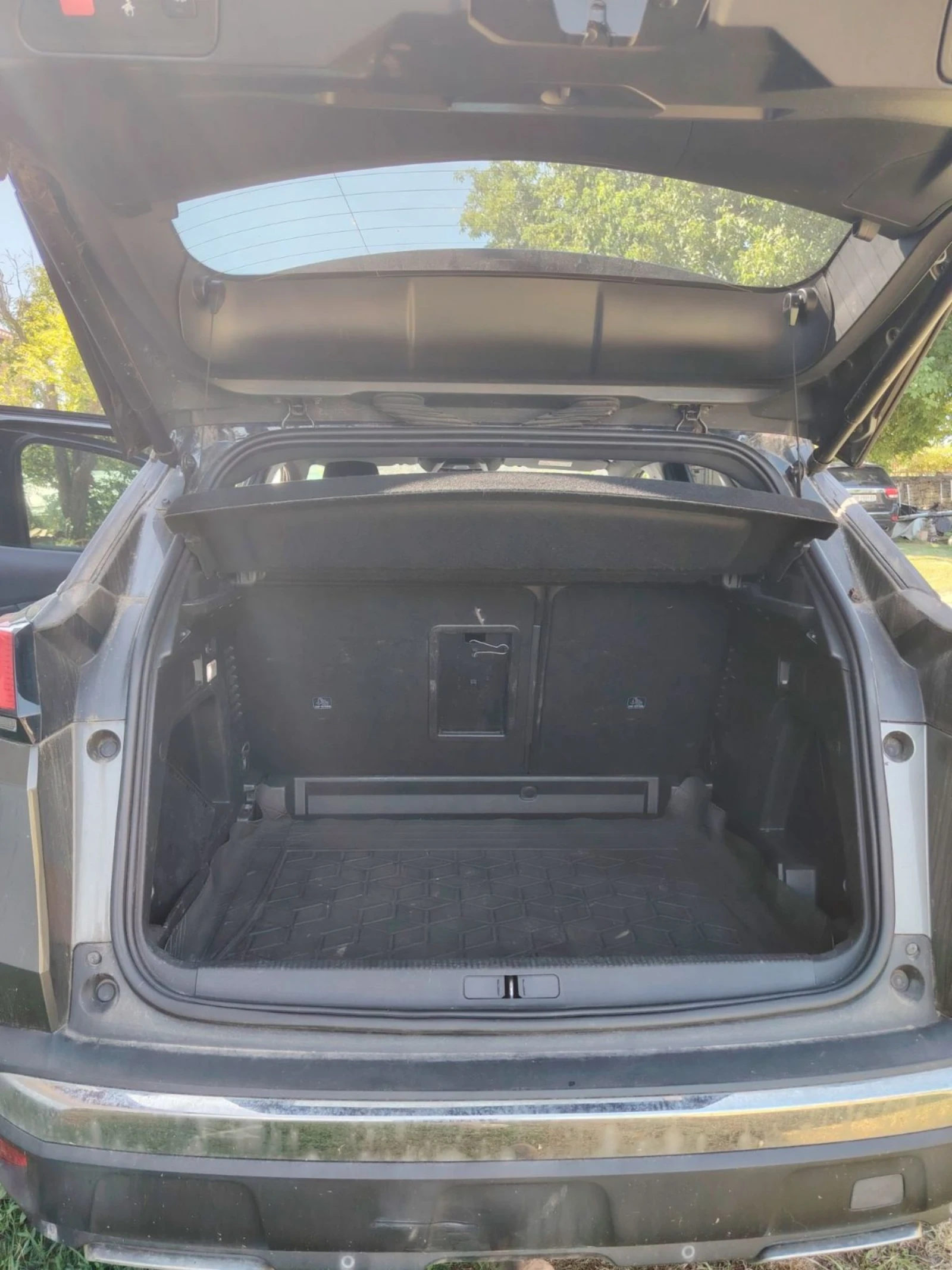 Peugeot 3008 GT LinE, снимка 16 - Автомобили и джипове - 55468010