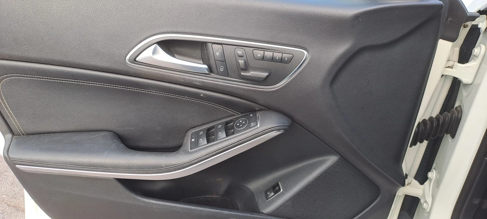 Mercedes-Benz CLA 250, снимка 9 - Автомобили и джипове - 56144708
