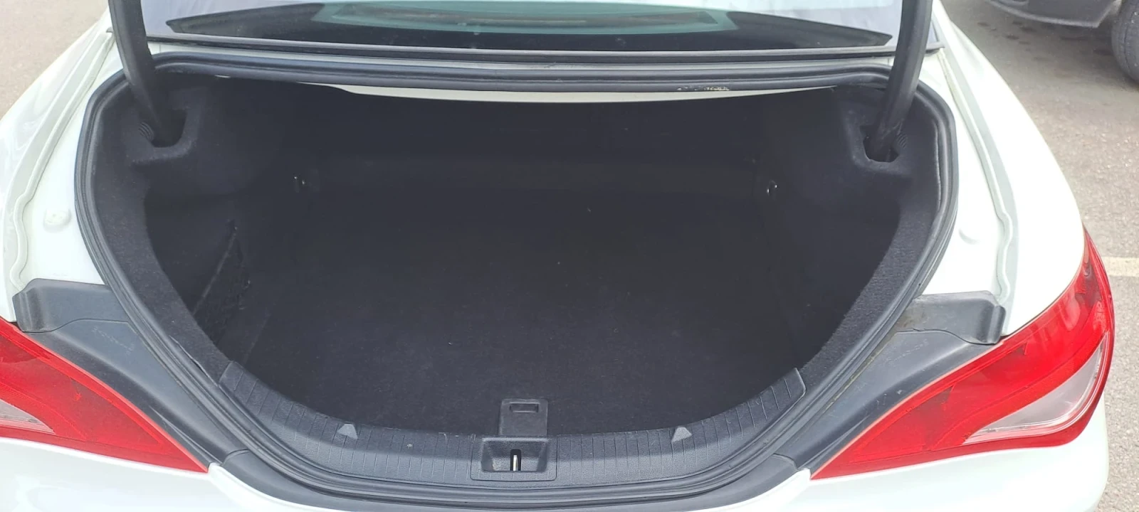 Mercedes-Benz CLA 250, снимка 11 - Автомобили и джипове - 56144708