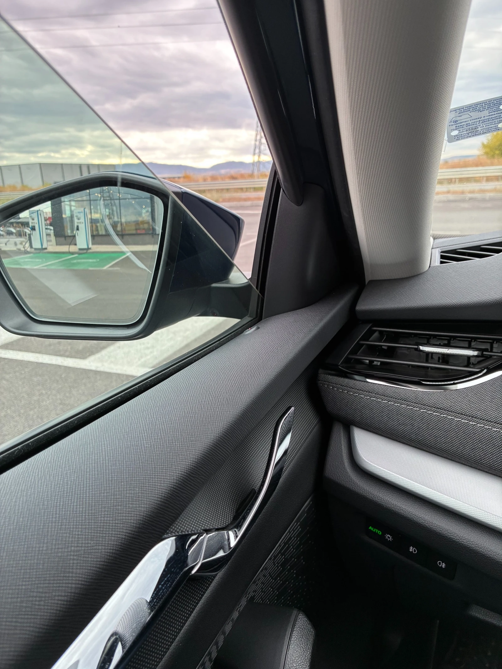 Skoda Octavia, снимка 16 - Автомобили и джипове - 56439373