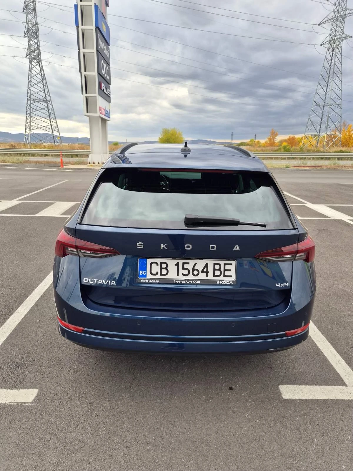 Skoda Octavia, снимка 4 - Автомобили и джипове - 56439373