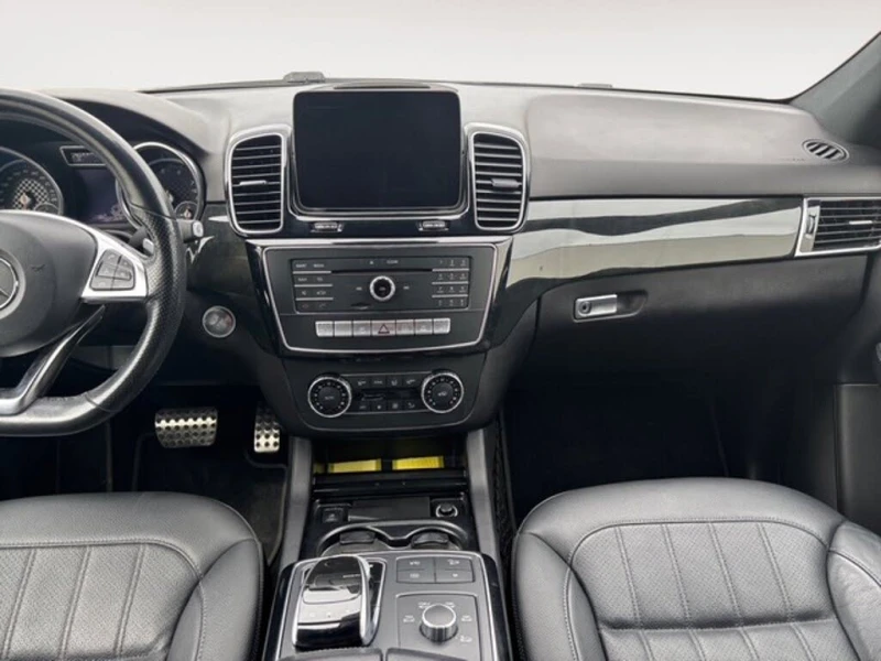 Mercedes-Benz GLE 43 AMG PANO* BLIND SPOT* KEYLESS*  ПОДГРЕВ* 360* , снимка 6 - Автомобили и джипове - 53026130