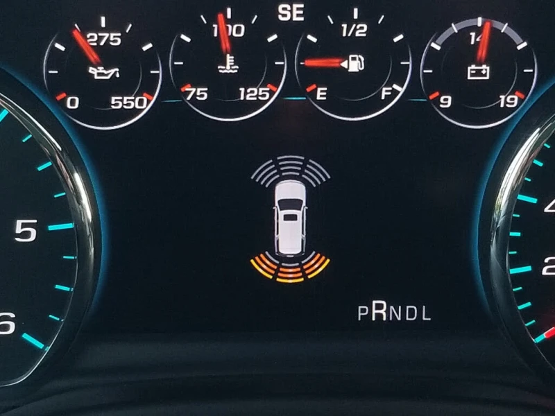 Chevrolet Tahoe, снимка 11 - Автомобили и джипове - 53026680