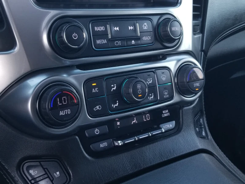 Chevrolet Tahoe, снимка 12 - Автомобили и джипове - 53026680