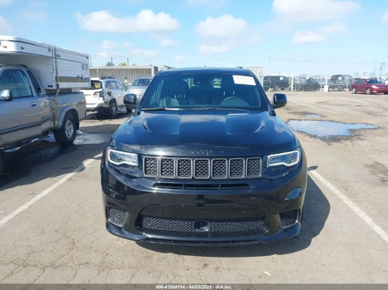 Jeep Grand cherokee 6.2L V-8 SUPERCHARGER, 707HP 4X4 Drive, снимка 4 - Автомобили и джипове - 53342738