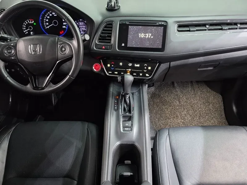 Honda Hr-v 1.8, снимка 7 - Автомобили и джипове - 55740155